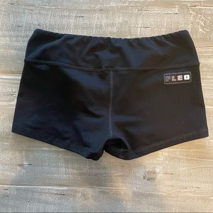 Fleo Shorts